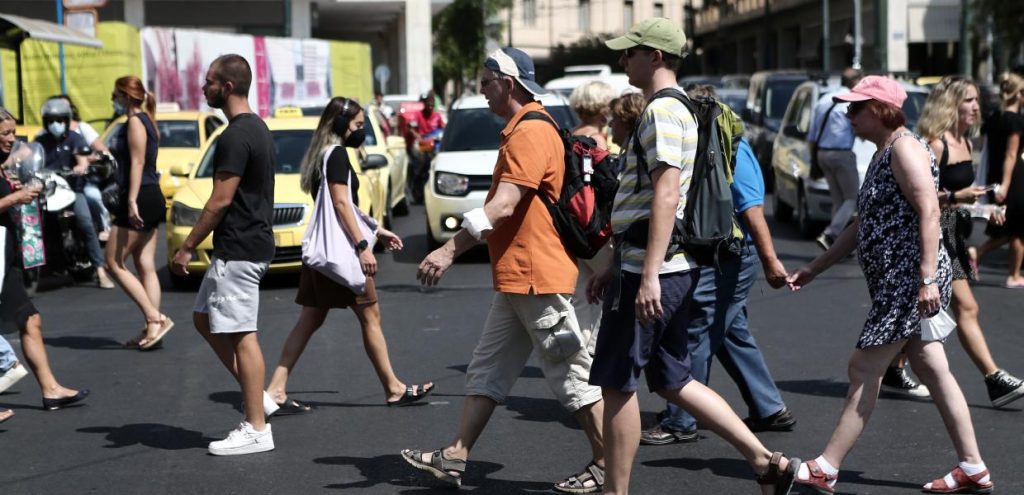 Κορωνοϊός: 7.682 νέα κρούσματα – 12 νεκροί και 97 διασωληνωμένοι