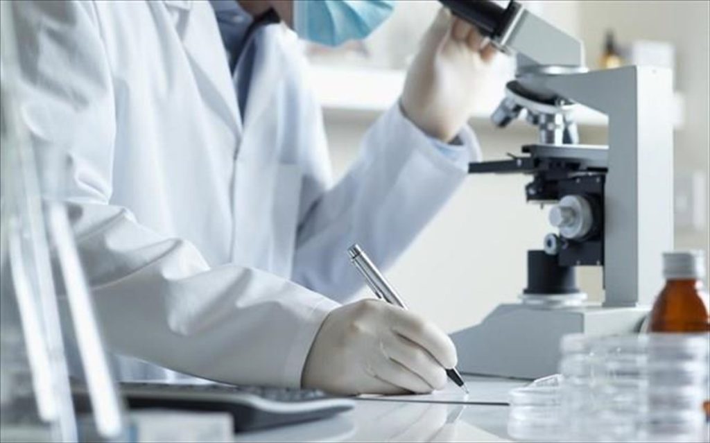 Long Covid: H Omicron έχει 50% μειωμένες πιθανότητες εμφάνισης σε σχέση με τη Δέλτα