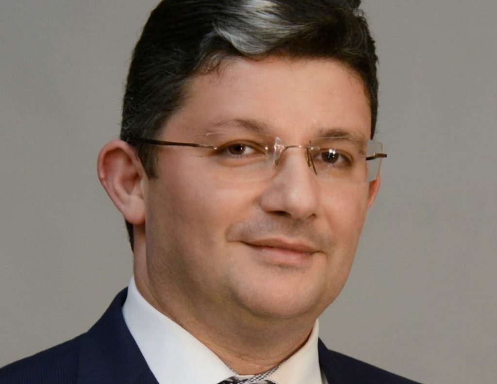 Ο Δήμαρχος Αχαρνών Σπύρος Βρεττός στο «Π»: Υλοποιούμε σύντομα σημαντικά έργα