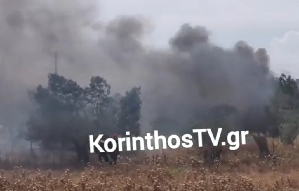 Πυρκαγιά κοντά στον Προαστιακό στην Κόρινθο
