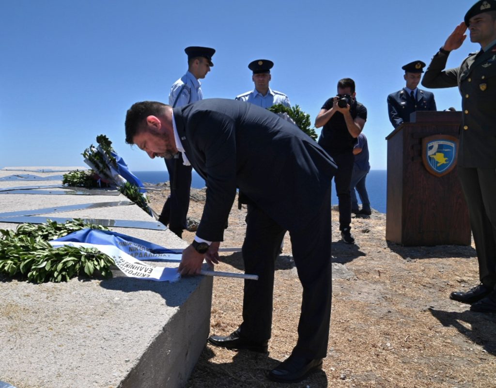 «Οι ουρανοί είναι και θα παραμείνουν για πάντα δικοί μας!» διαμηνύει ο Χαρδαλιάς