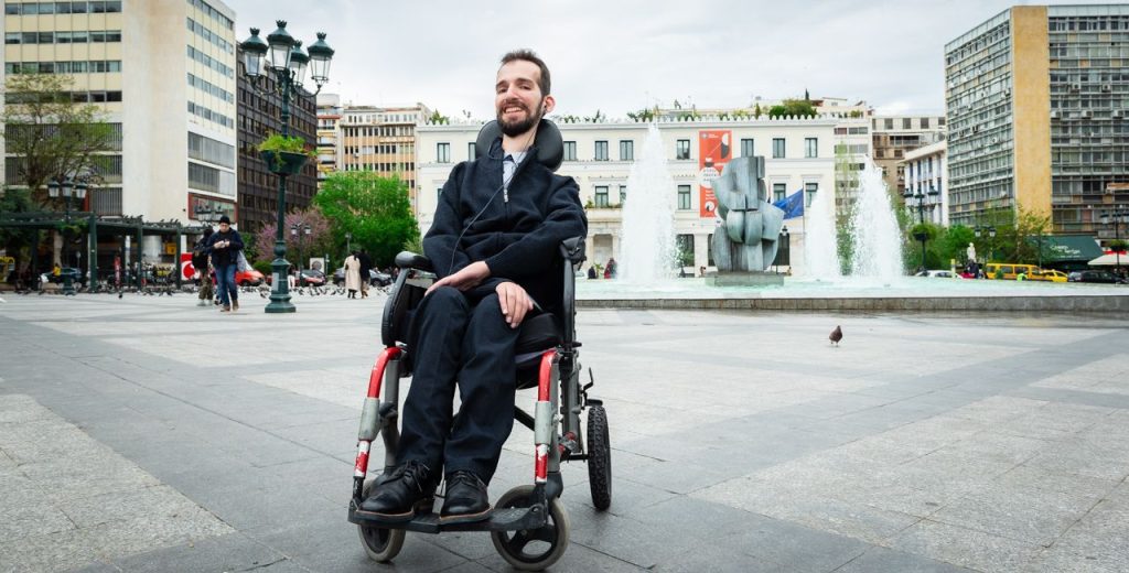 Κυμπουρόπουλος: Τα σκαλοπάτια «έδιωξαν» τον ευρωβουλευτή από εκδήλωση που ήταν προσκεκλημένος