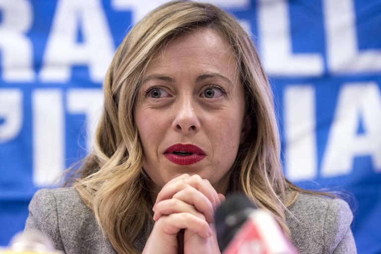 Τι συνέβη με το σχέδιο της Μελόνι και τους μετανάστες στην Αλβανία;