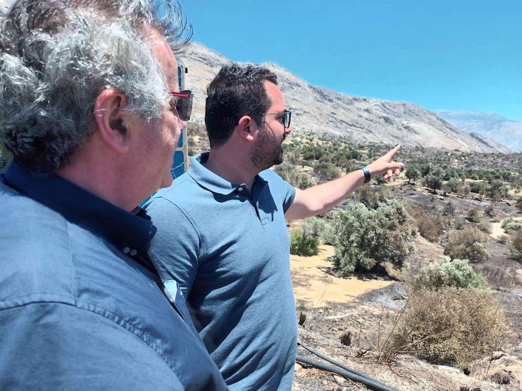 Οδοιπορικό Σπυρόπουλου στις πυρόπληκτες περιοχές του Ρεθύμνου