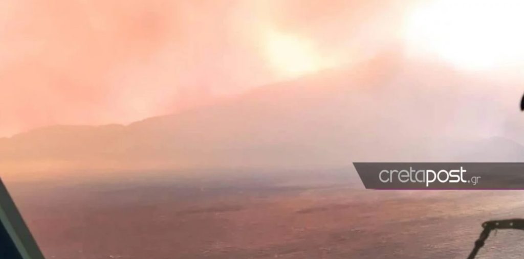 Συναγερμός στην Πυροσβεστική: Νέα αναζωπύρωση της πυρκαγιάς στο Ρέθυμνο – Μήνυμα του 112 για εκκένωση οικισμών