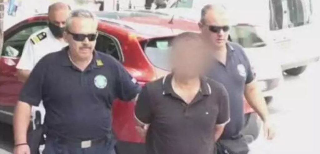 Κόρινθος: «Το παιδί ήταν μπλε και ο πατέρας ήρθε με στεγνά ρούχα» λέει ο ψαροντουφεκάς