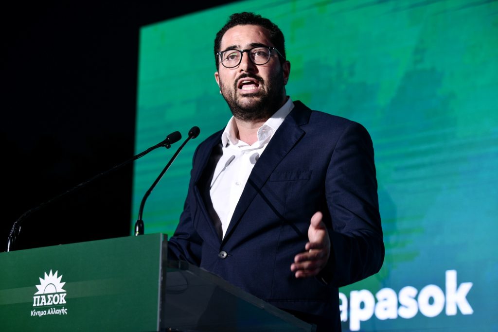 Άρση του απορρήτου για να αποδειχθούν οι λόγοι παρακολούθησής του ζητά ο Ανδρουλάκης