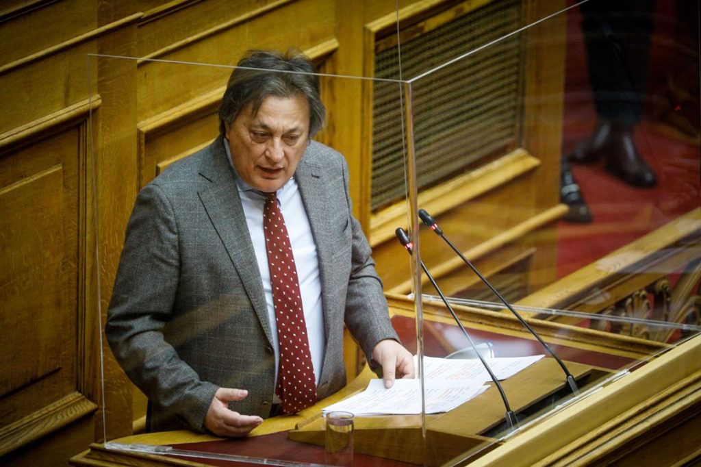 Αλέξανδρος Αυλωνίτης στην «Political»: Οι αποχωρήσεις από τον ΣΥΡΙΖΑ αποδυναμώνουν την προοπτική δημοκρατικής διακυβέρνησης