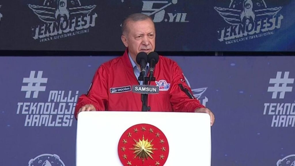 Απειλεί πάλι ο Ερντογάν! «Μην ξεχνάτε τη Σμύρνη!»