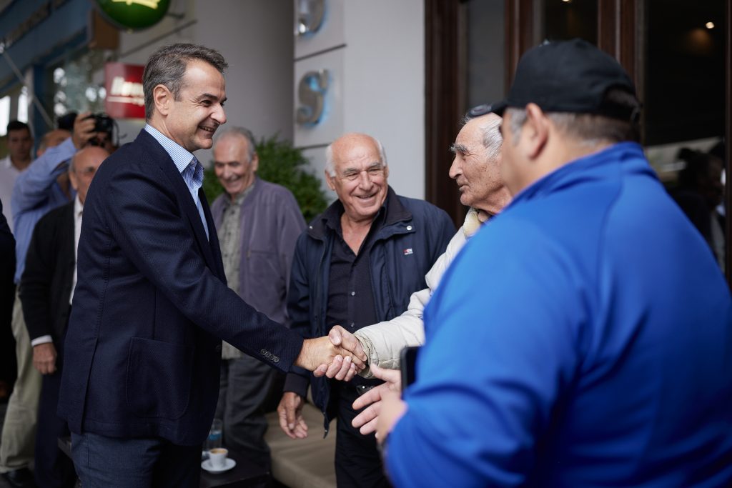 Θερμή υποδοχή Μητσοτάκη στην Πέλλα (ΦΩΤΟ)