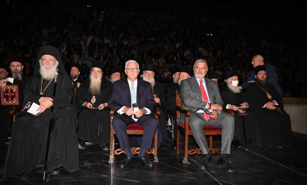 Μεγαλειώδης επετειακή εκδήλωση για τα 100 χρόνια από τη Μικρασιατική Καταστροφή στο Καλλιμάρμαρο