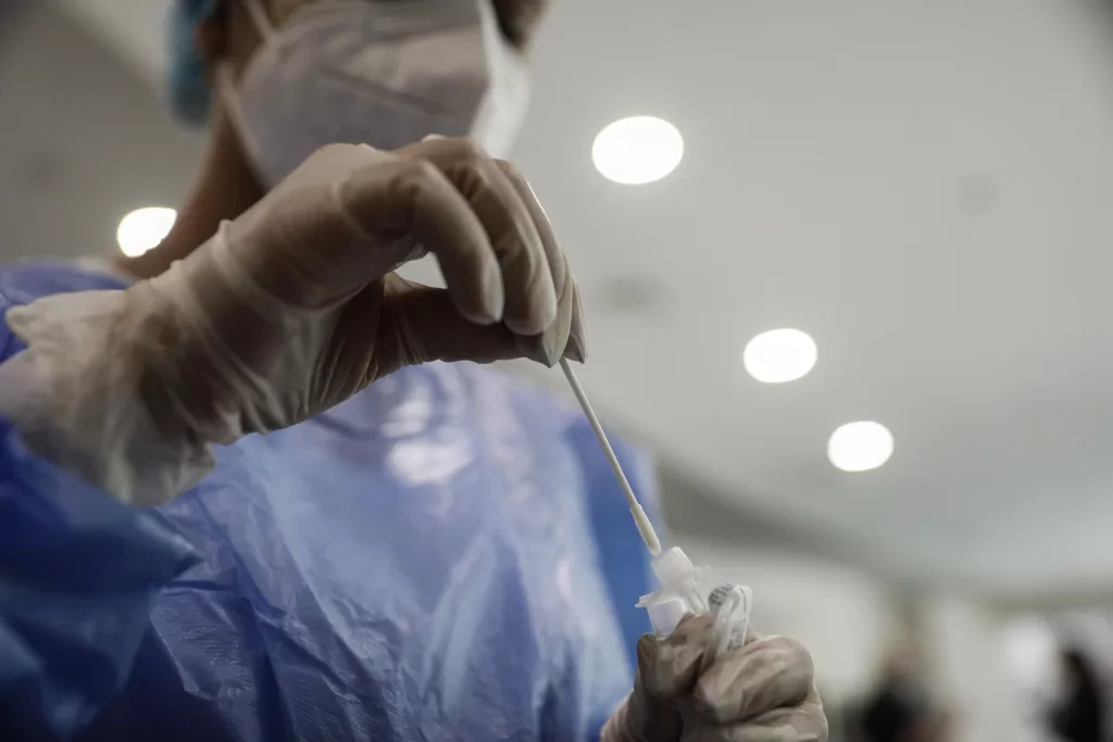 Εντοπίστηκαν στην Ελλάδα οι υποπαραλλαγές του κορωνοϊού BQ.1 και ΒQ.1.1