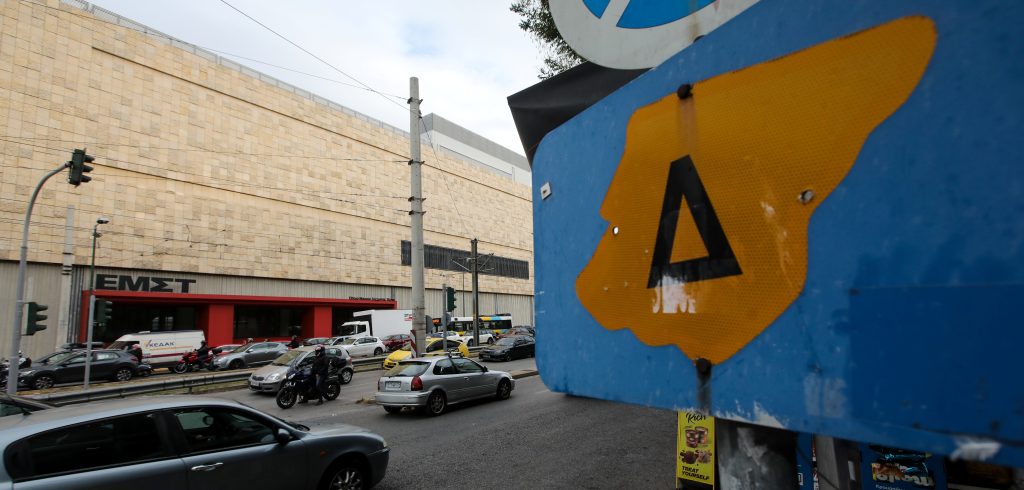 Επιστρέφει τη Δευτέρα ο Δακτύλιος -Το πρόστιμο και οι εξαιρέσεις