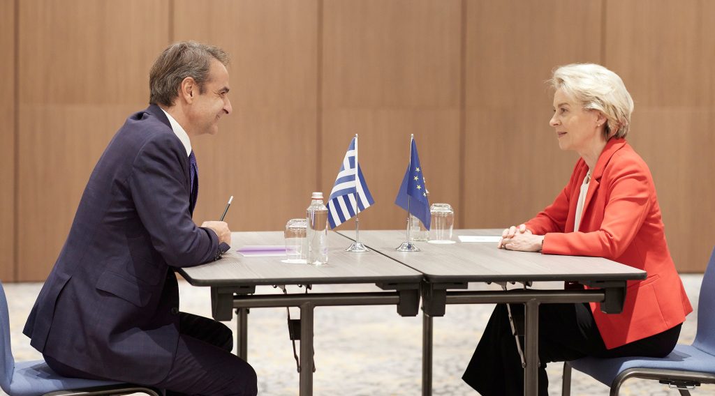 Αποφασιστική ευρωπαϊκή στήριξη απέναντι στην τουρκική προκλητικότητα ζήτησε από τη Λάιεν ο Μητσοτάκης