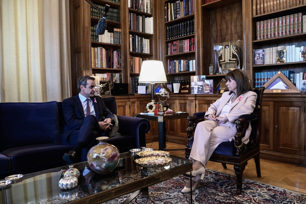 «Θα συνεχίσουμε να στηρίζουμε νοικοκυριά και επιχειρήσεις» δεσμεύτηκε ο Μητσοτάκης