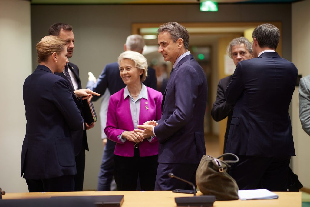 Πώς έκλεισε η ευρωπαϊκή συμφωνία για «οδικό χάρτη» στις τιμές φυσικού αερίου