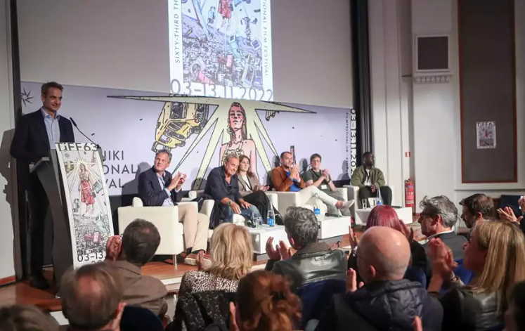 Τα συγχαρητήρια Μητσοτάκη σε Παπακαλιάτη για την προβολή του «Maestro» στο Netflix – «Μας κάνατε υπερήφανους»