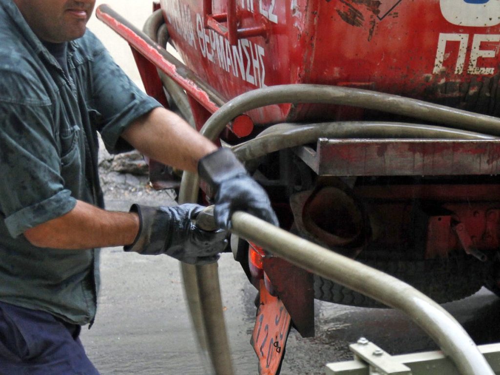 Φθηνότερο το πετρέλαιο σε σύγκριση με το 2022-23! Πως διαμορφώνεται η τιμή στην Αττική