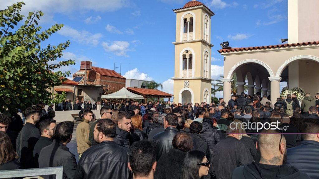 Πόνος και οργή στην κηδεία της 21χρονης Έμμας