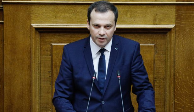 Μιλούν και γράφουν στο «Π» που κυκλοφορεί εκτάκτως την Παρασκευή 23/12