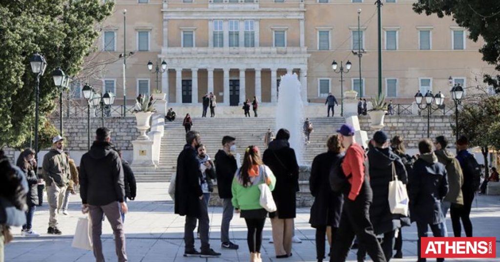 ΕΟΔΥ: Τριψήφιος ο αριθμός θανάτων λόγω Covid – Τι γίνεται με τις ΜΕΘ και τις ιώσεις