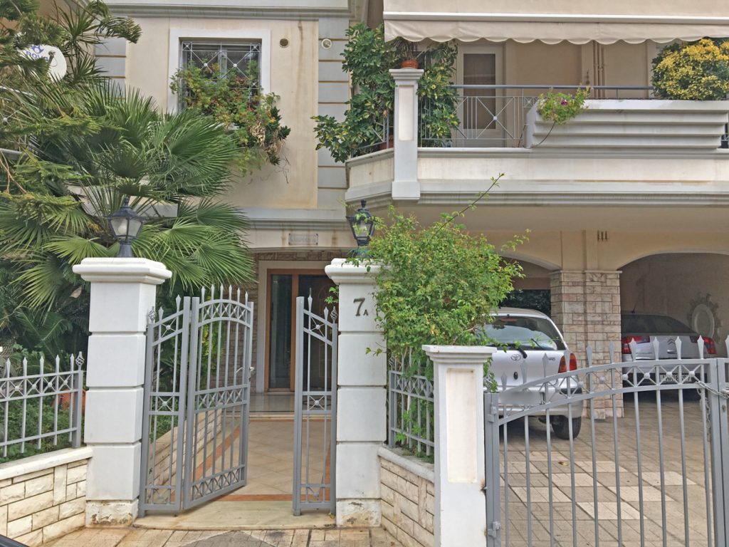 Βίντεο ντοκουμέντο από το έγκλημα στο Μοσχάτο – Πώς η 47χρονη σκότωσε τον λογιστή