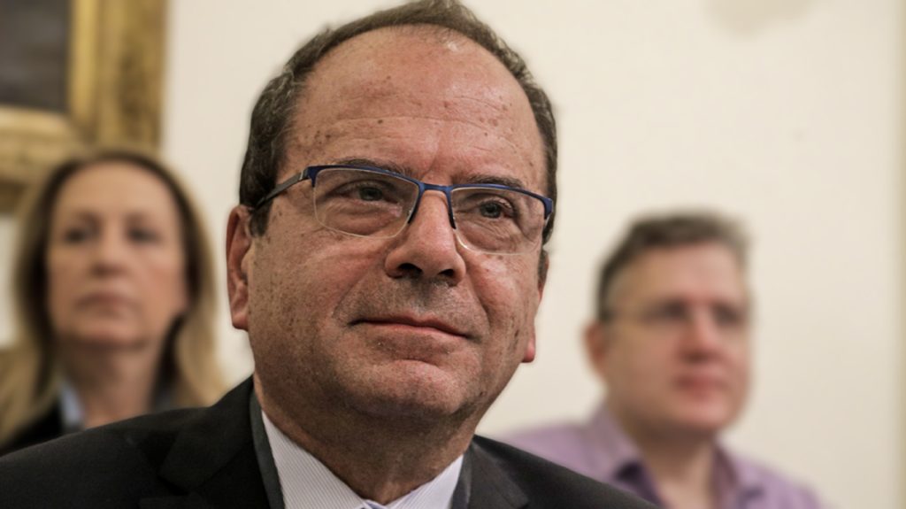 Κυβέρνηση κατά Ράμμου: Έκανε την ΑΔΑΕ παραμάγαζο του ΣΥΡΙΖΑ – Προνομιακή η σχέση του με το κόμμα