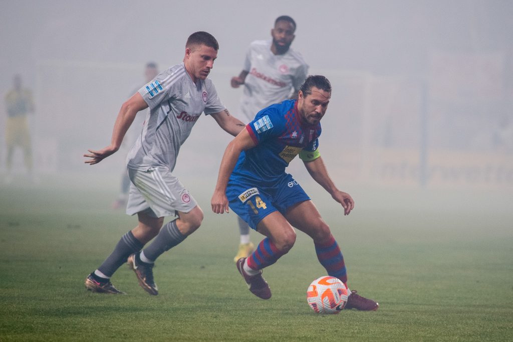 Παρέμβαση εισαγγελέα μετά τις καταγγελίες Μπαριέντος για απόπειρα δωροδοκίας στο Βόλος – Ολυμπιακός