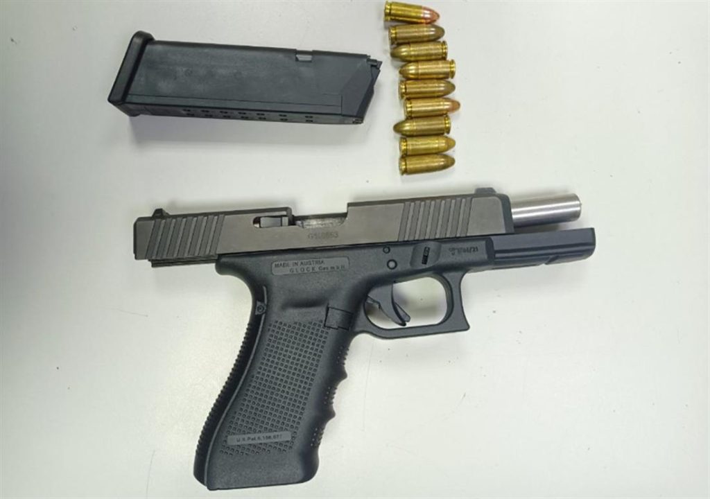 Αυτός είναι ο πασίγνωστος τράπερ που συνελήφθη με το γεμάτο 9άρι! (ΦΩΤΟ)