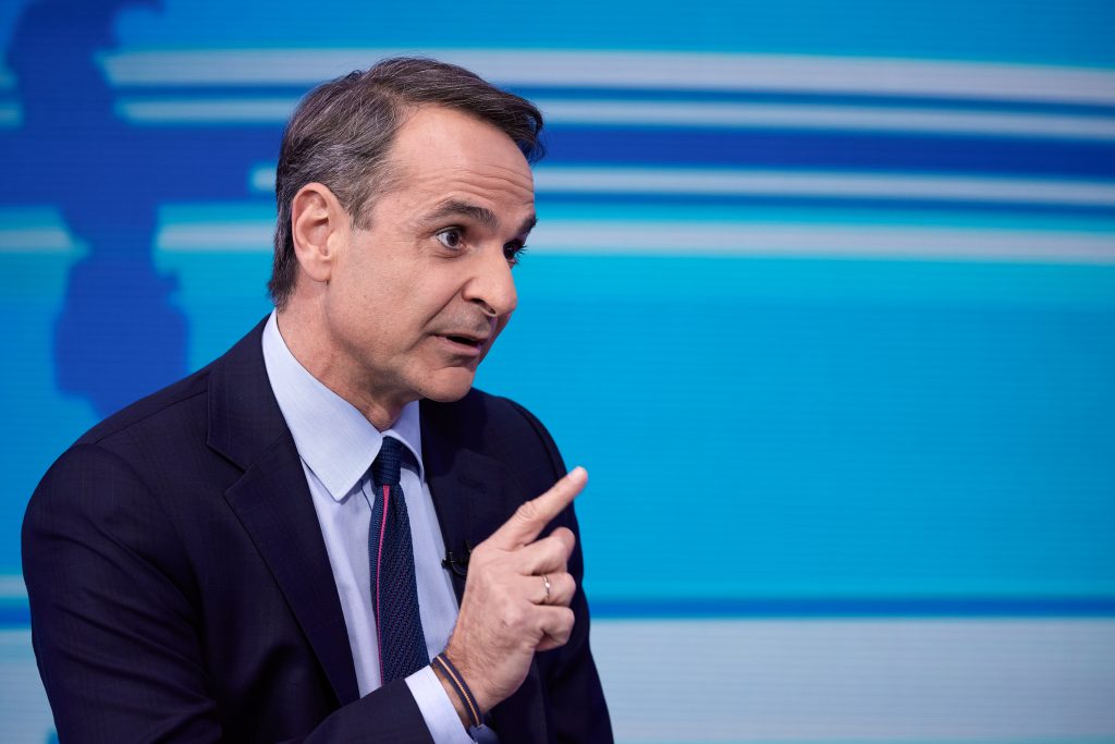 Με αέρα νικητή ο πρωθυπουργός στην ΕΡΤ! «Θα είμαι αυτοδύναμος»