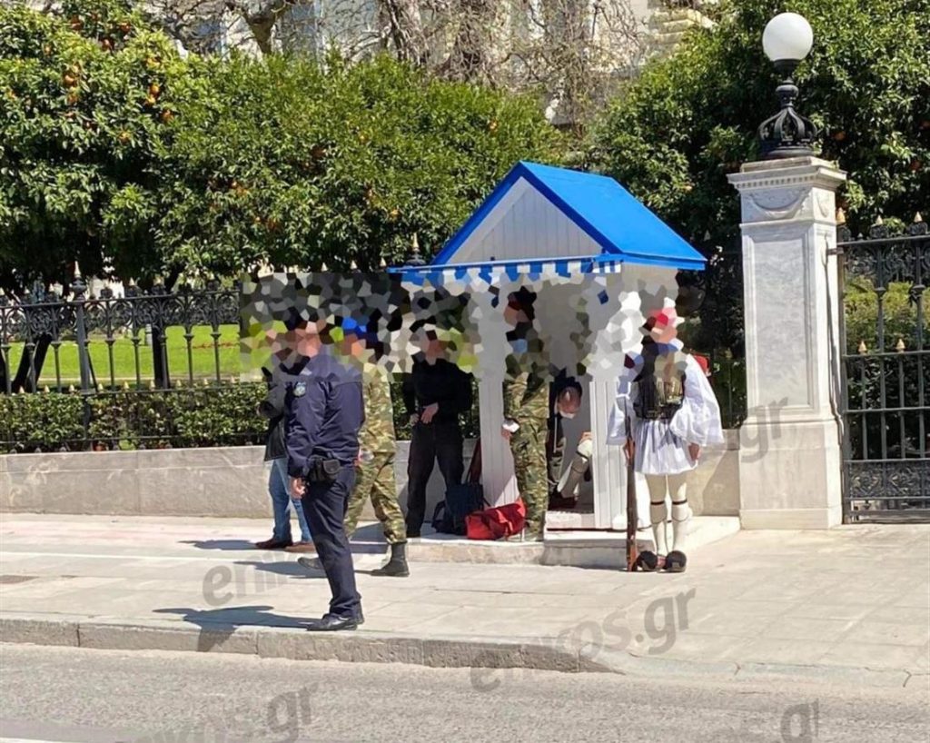 Εύζωνας λιποθύμησε στην σκοπιά!