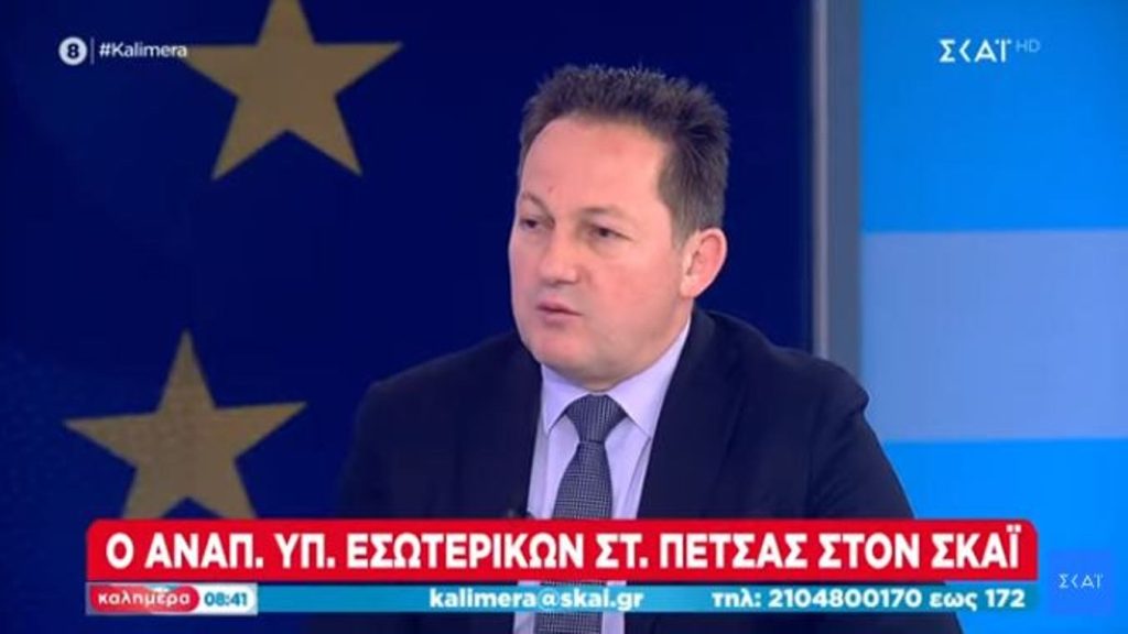 Για ακόμα πιο «γενναία» στήριξη των μισθών στην επόμενη τετραετία μιλά ο Πέτσας
