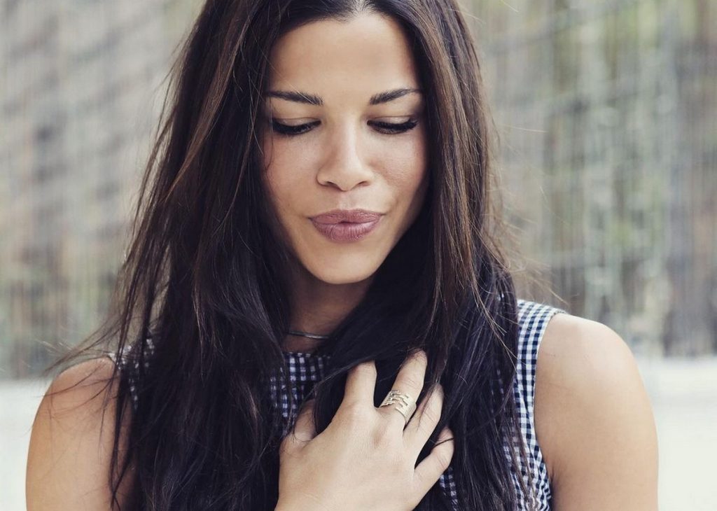 Δάφνη Kαραβοκύρη: «Από 62 κιλά έφτασα να ζυγίζω 39,5» – Η μητέρα μου είχε προβλήματα υγείας κι έβρισκε διέξοδο στο αλκοόλ