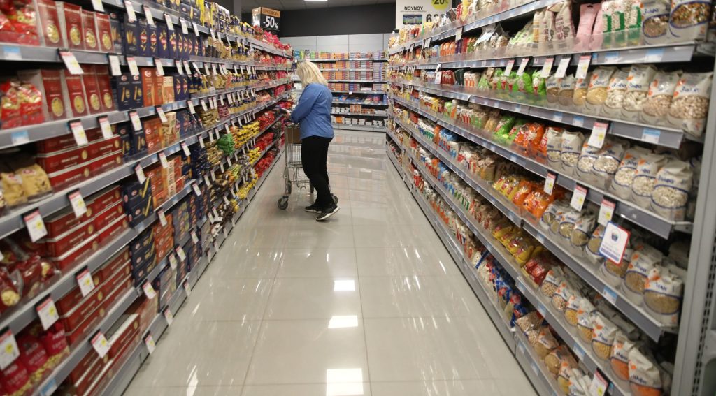 Κερδίζουν 390 ευρώ το χρόνο οι καταναλωτές από προσφορές και εκπτώσεις στις μεγάλες αλυσίδες σούπερ μάρκετ – Έρευνα ΙΕΛΚΑ