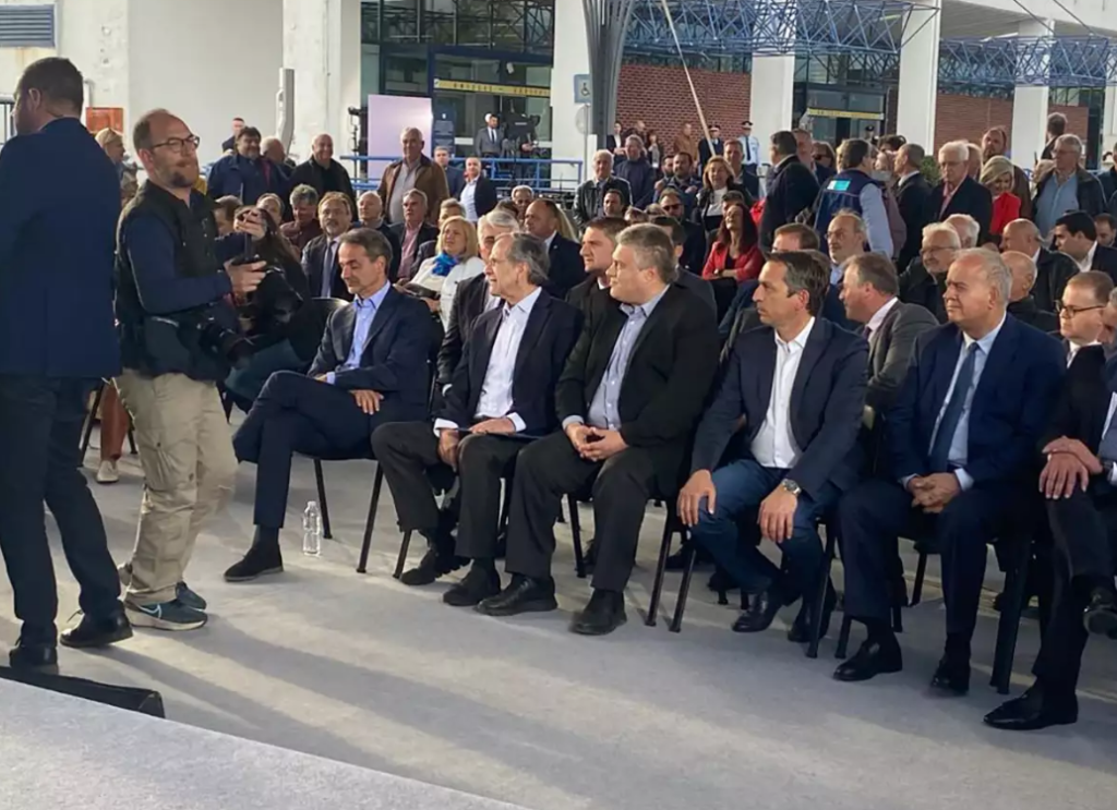 Μητσοτάκης από Καλαμάτα: Έργο Σαμαρά ο οδικός άξονας – Επί ΣΥΡΙΖΑ η τύχη του αγνοείτο