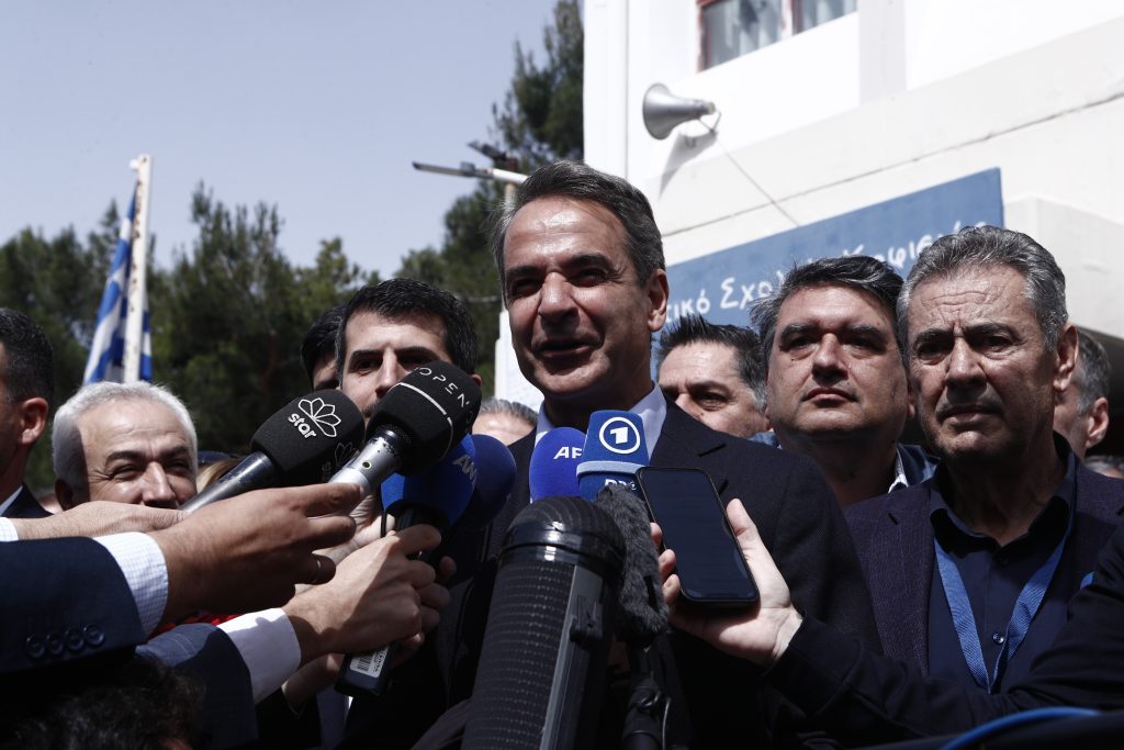 Εκλογές 2023 – Κυριακος Μητσοτάκης: Ψήφισε με επίδειξη ψηφιακής ταυτότητας και τα παιδιά του – «Αύριο θα ξημερώσει μια ακόμη καλύτερη ημέρα»
