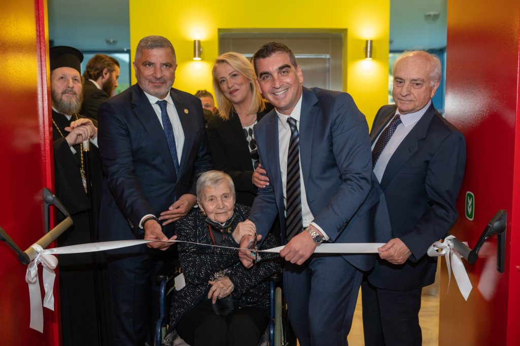 Λαμπερά εγκαίνια για το Πολιτιστικό Κέντρο Ελληνικού «Ελένη Γλύκατζη Αρβελέρ»