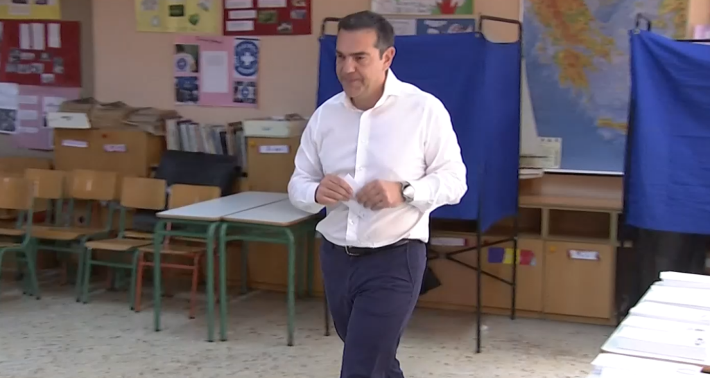 Εκλογές 2023: Στην Κυψέλη ψήφισε ο Αλέξης Τσίπρας – «Η αλλαγή είναι στα χέρια του λαού μας»