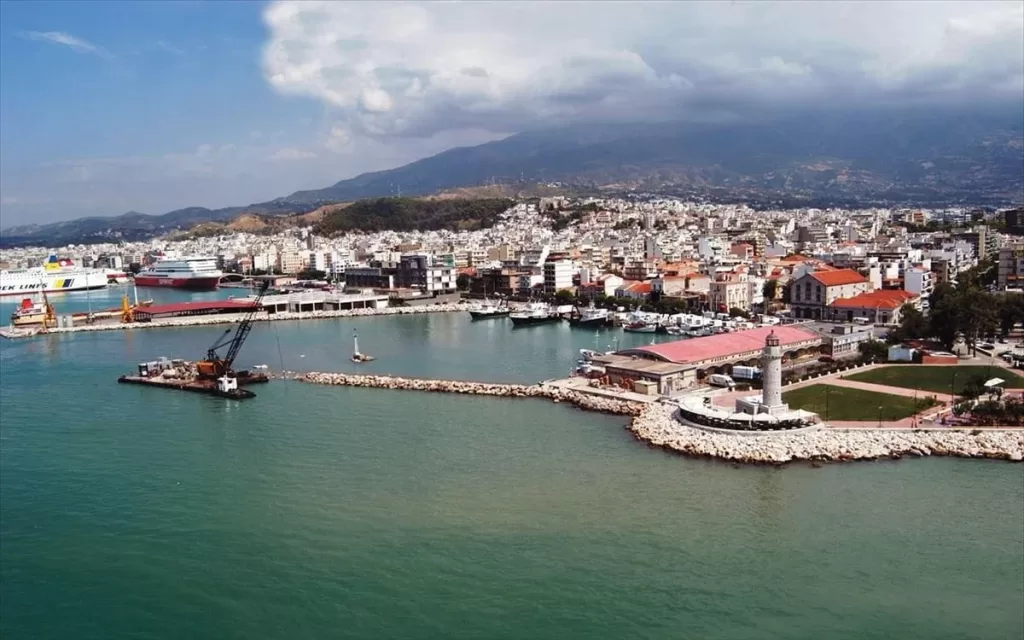 Πάτρα: Έφεραν με πλοίο πάνω από 50 κιλά κάνναβης, κοκαΐνη και LSD