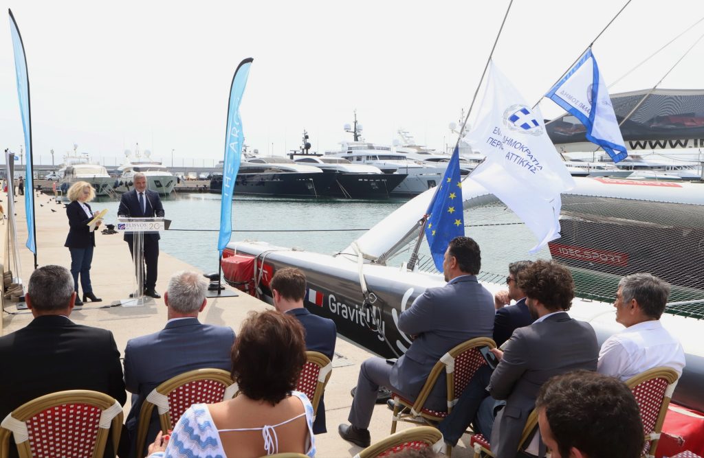 Στην υποδοχή της ευρωπαϊκής οικολογικής φλόγας «The Arch» στη Μαρίνα Φλοίσβου ο Πατούλης