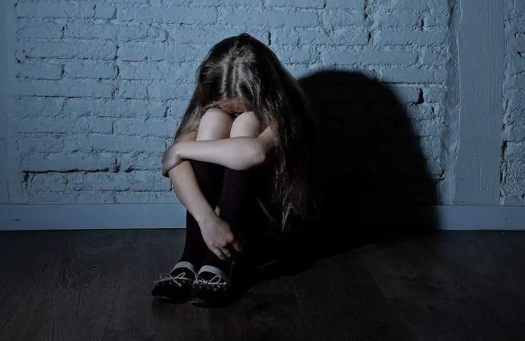 Χειροπέδες σε 45χρονο για βιασμό 6χρονης