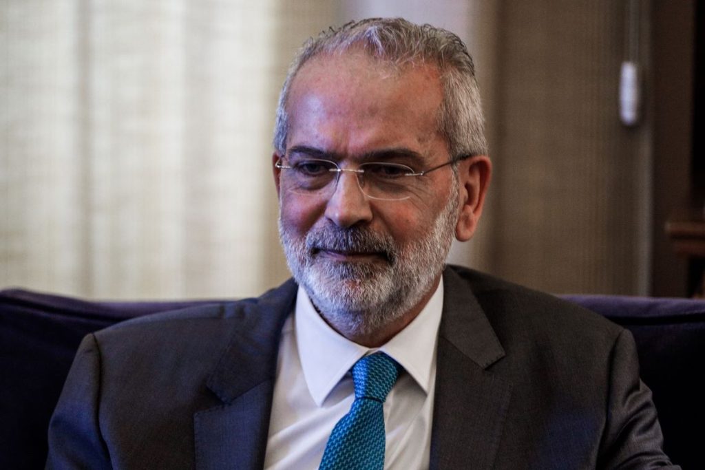 Σήμερα στις 4 το απόγευμα η ορκομωσία του πρωθυπουργού Ιωάννη Σαρμά – Τα πρόσωπα της υπηρεσιακής κυβέρνησης