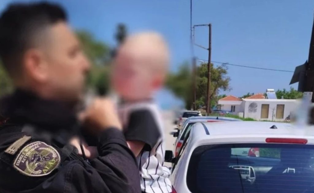 Ζάκυνθος: Παρατημένο μόνο του στο αυτοκίνητο γιά πάνω από 30 λεπτά ήταν το ενός έτους μωρό