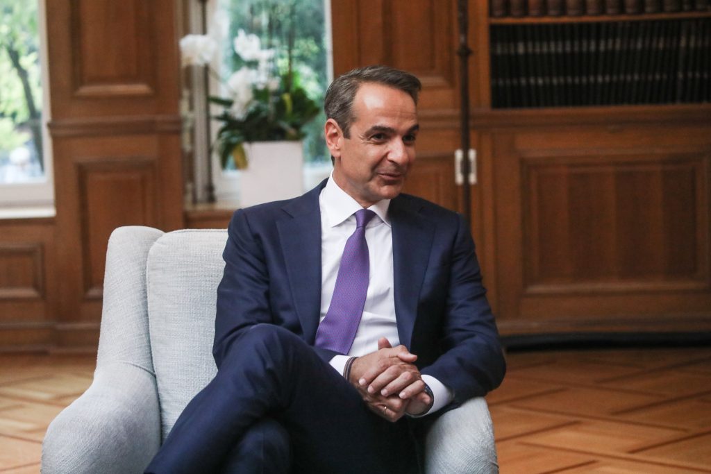 Πρώτο υπουργικό: Τι θα περιλαμβάνουν οι «μπλε» φάκελοι – Τα 3+1 νομοσχέδια-ανάσα