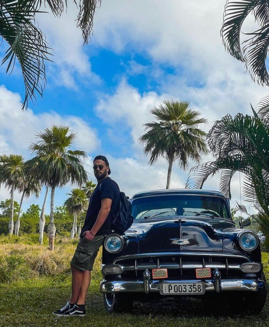 ACTION 24: Το 5ο επεισόδιο της εκπομπής «Ε ΡΕ ΚΟΣΜΕ» με τον Χρήστο Ανθόπουλο συνεχίζεται στην Κούβα