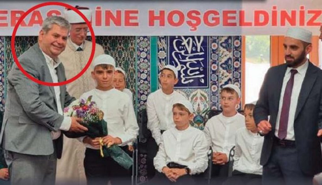 Να τον χαίρεστε, κύριε Τσίπρα! Ο Ζεϊμπέκ σουλατσάρει στην «Τουρκική Ένωση Ξάνθης»