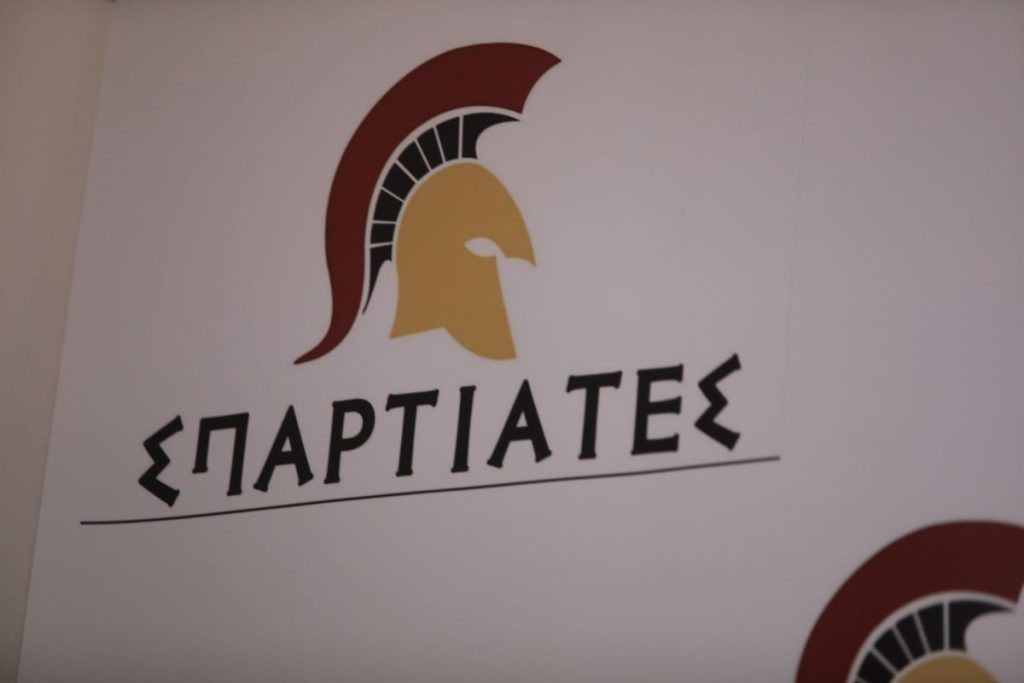 Τι απαντούν οι «Σπαρτιάτες» στις καταγγελίες Γαυγιωτάκη