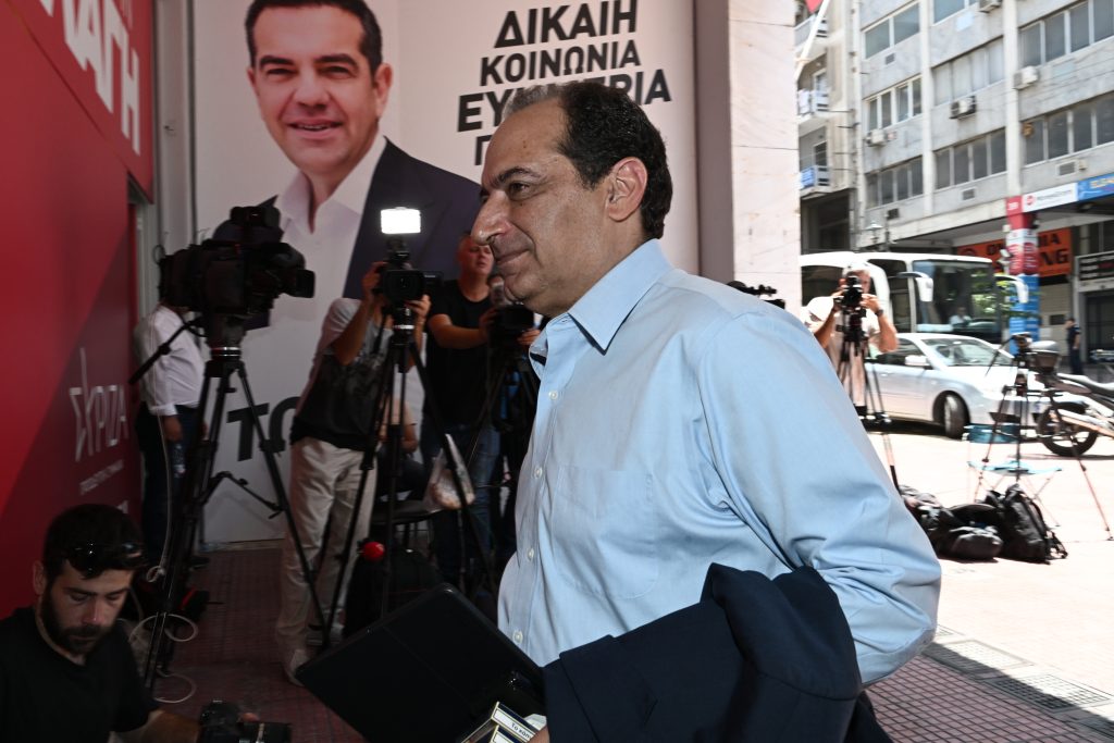 Εξελίξεις στον ΣΥΡΙΖΑ: Παραιτήθηκε από την Πολιτική Γραμματεία ο Χρήστος Σπίρτζης