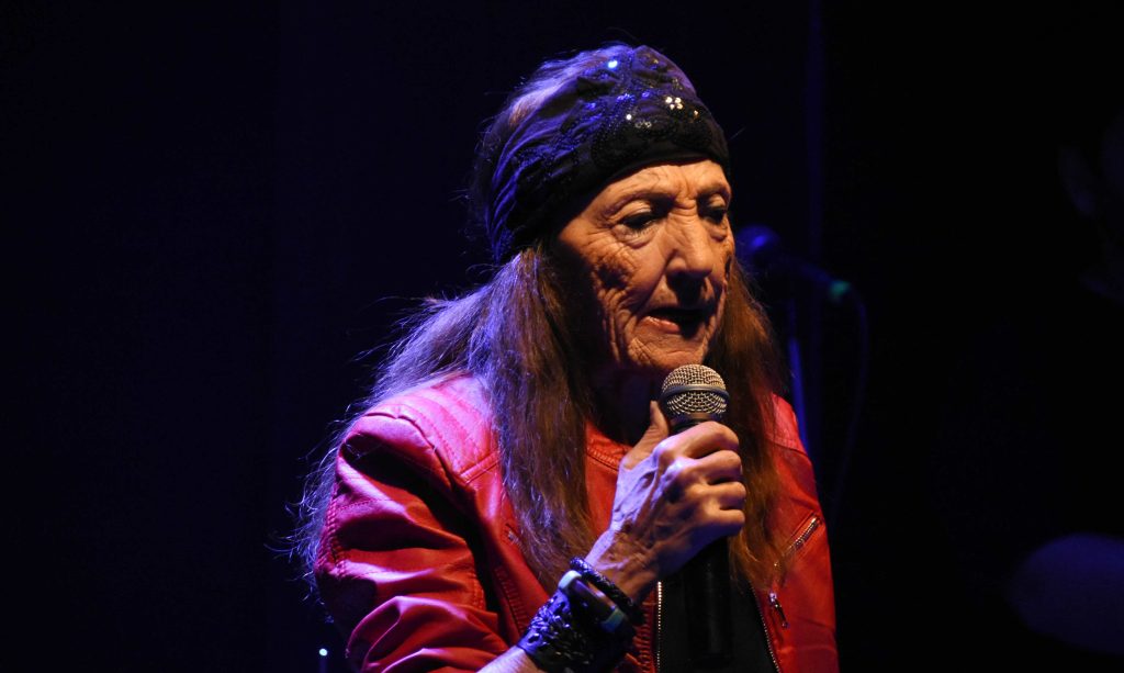 Πέθανε η θρυλική τραγουδίστρια με τη φυσαρμόνικα, Γιώτα Γιάννα