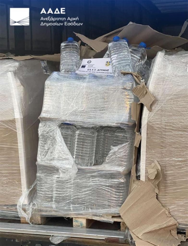 21 τόνους αιθυλικής αλκοόλης που προορίζονταν για ποτά «μπόμπες» εντόπισε η ΑΑΔΕ!